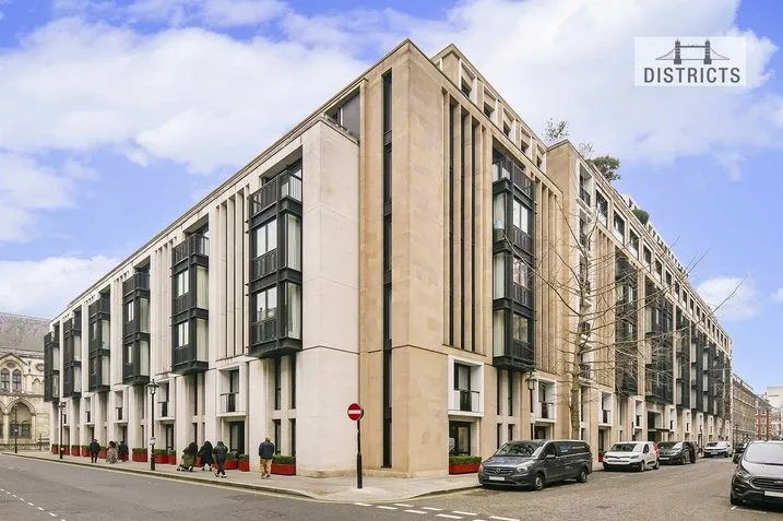Lincoln Sq, 18 Portugal Street, WC2A, photo 7