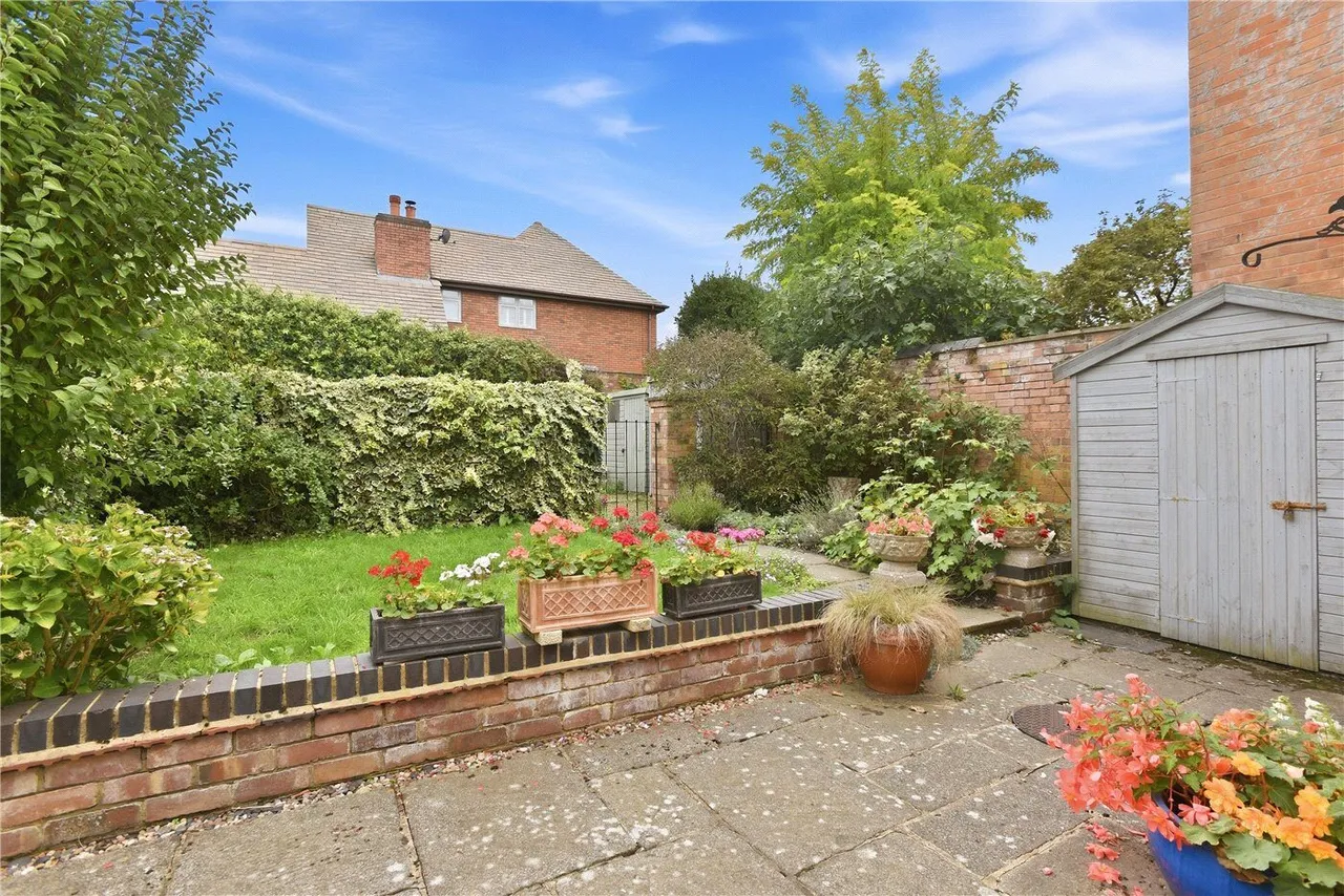 School Lane, Tiddington, CV37, photo 7