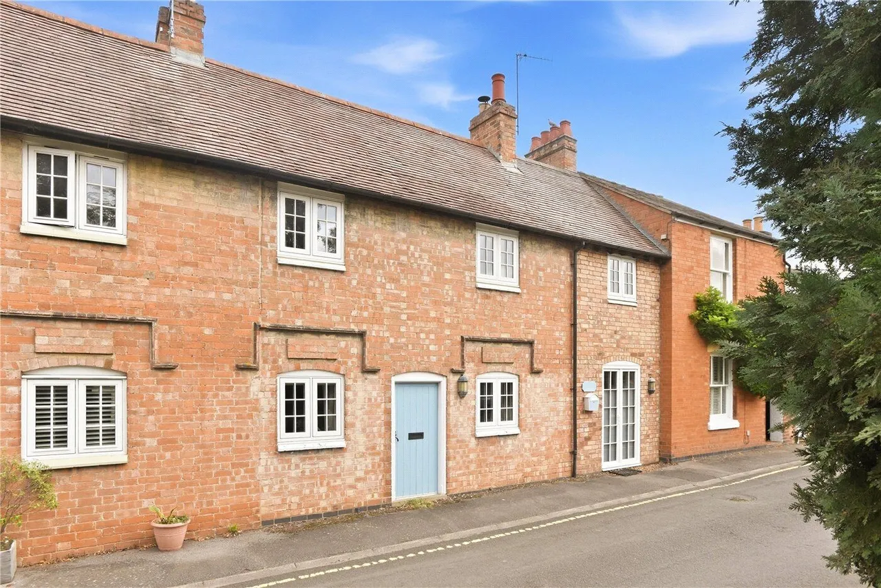 4 bed house for sale, School Lane, Tiddington, CV37