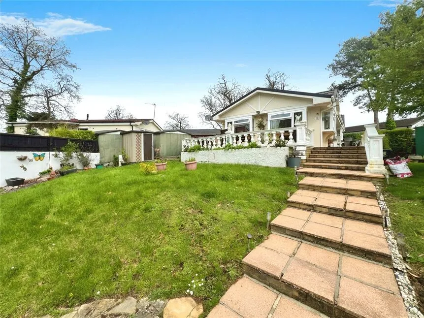 2 bed house for sale, Old London Road, DA14