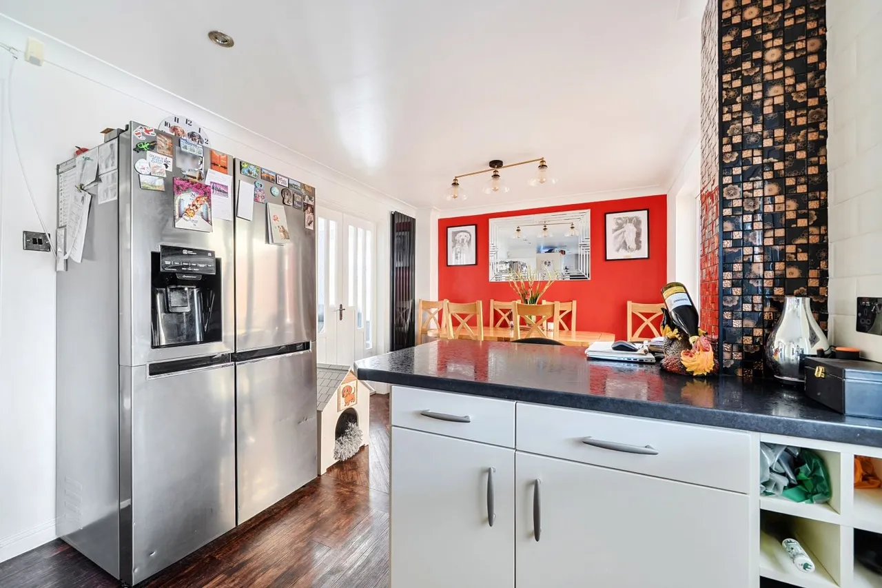 Heron Forstal Avenue, Hawkinge, CT18, photo 5