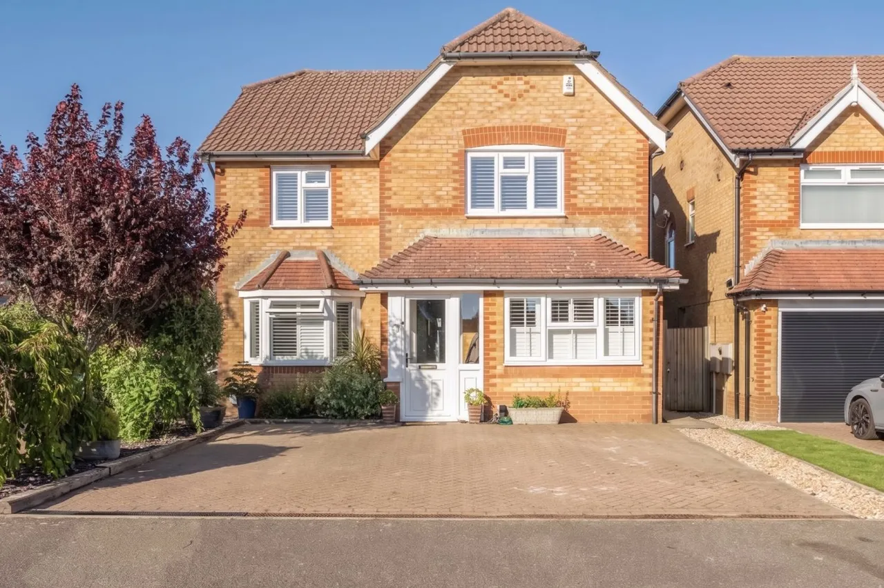 4 bed house for sale, Heron Forstal Avenue, Hawkinge, CT18
