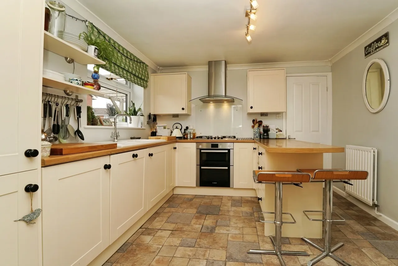 Howcroft Green, Great Meadow, WR4, photo 2