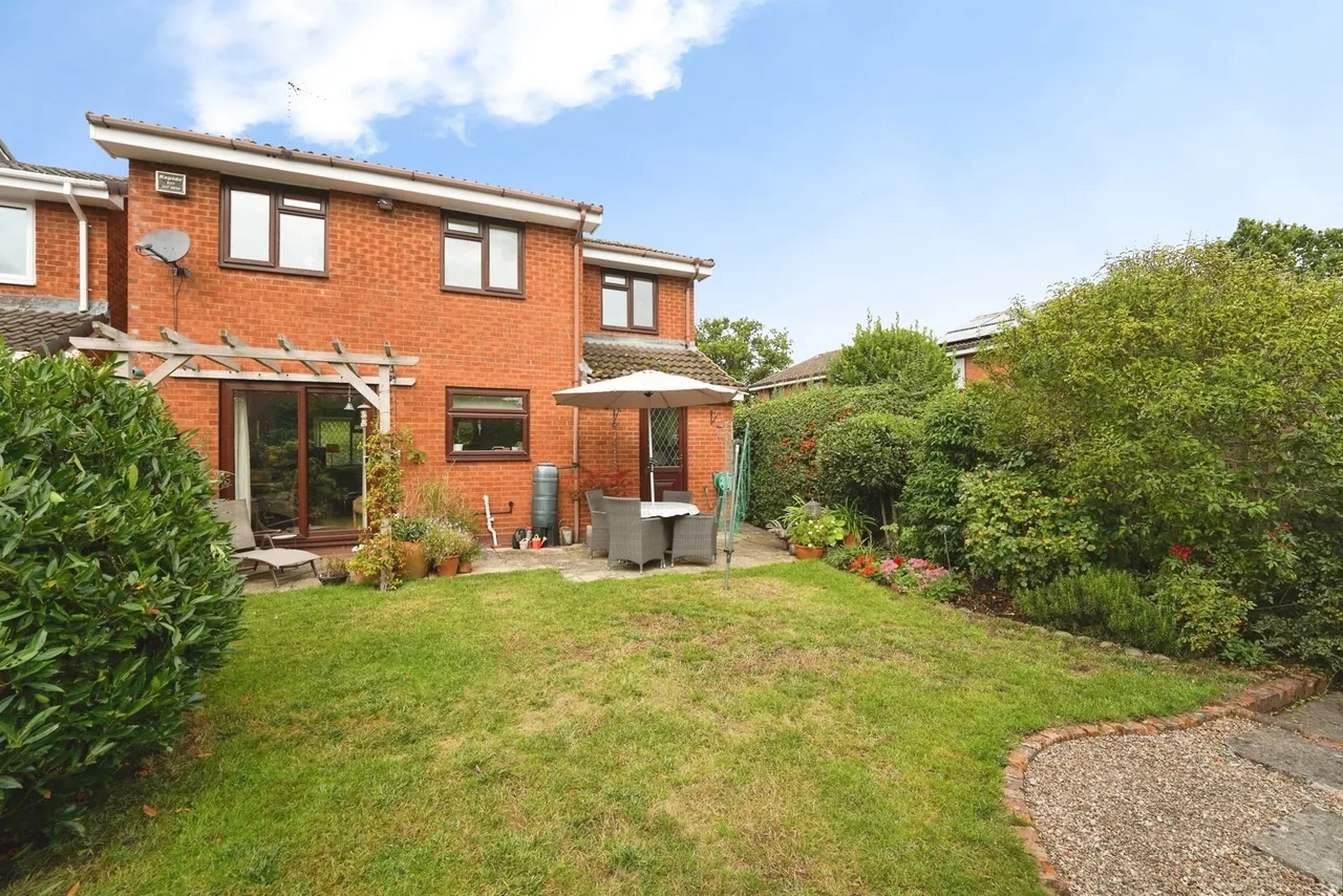 Howcroft Green, Great Meadow, WR4, photo 24