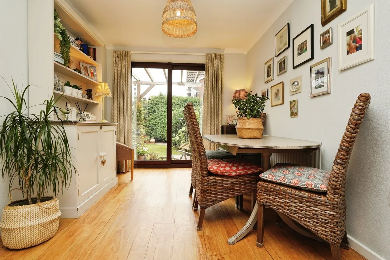 Howcroft Green, Great Meadow, WR4, photo 7