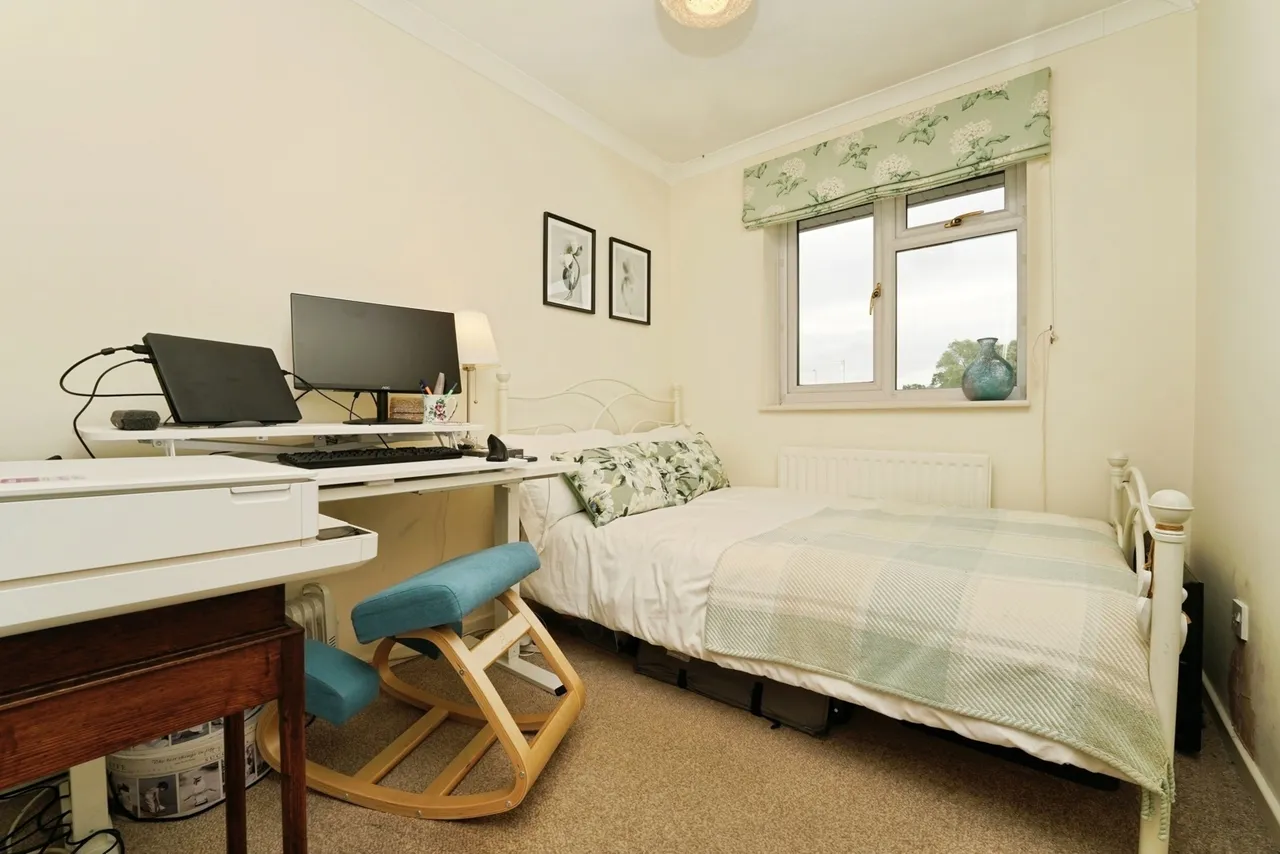 Howcroft Green, Great Meadow, WR4, photo 15