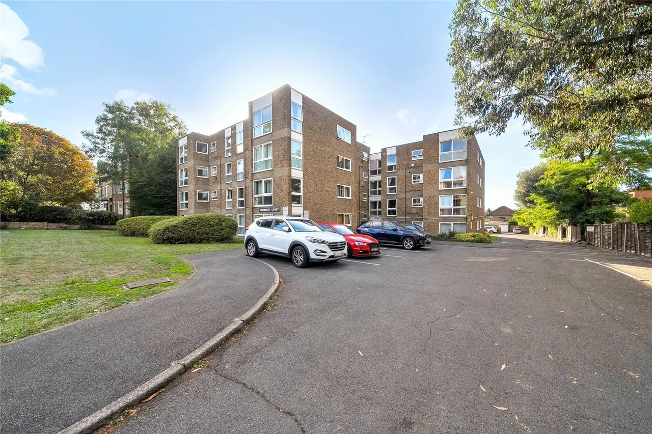 2 bed flat for sale, Widmore Road, Bromley, BR1