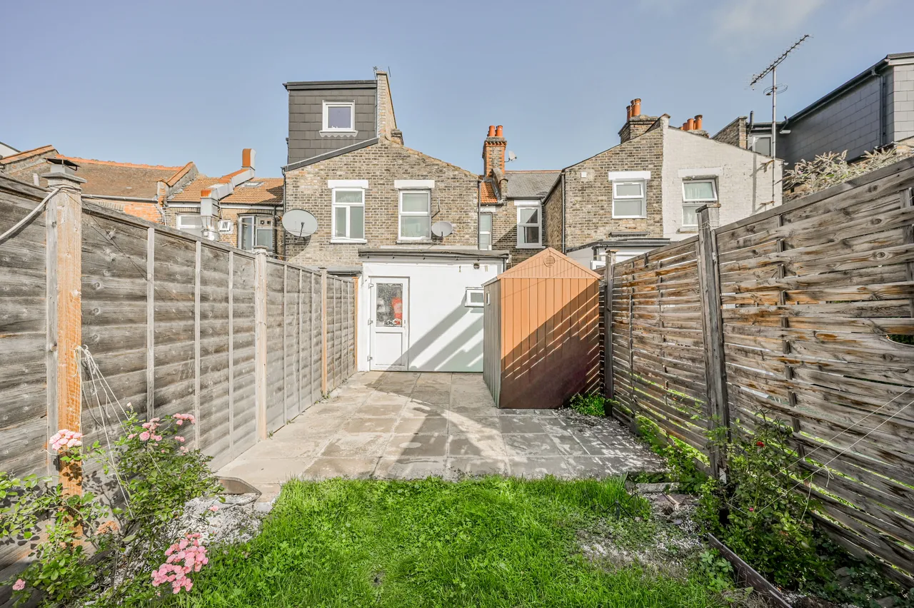 London, E17, photo 13