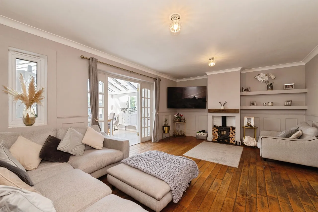 Lambs Lane South, Rainham, photo 12