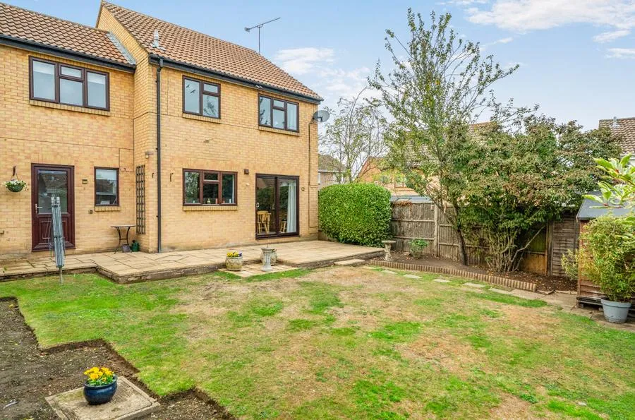 Petrel Close, Wokingham, RG41, photo 13