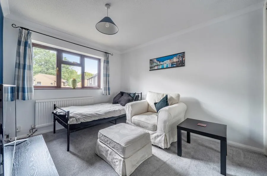 Petrel Close, Wokingham, RG41, photo 9