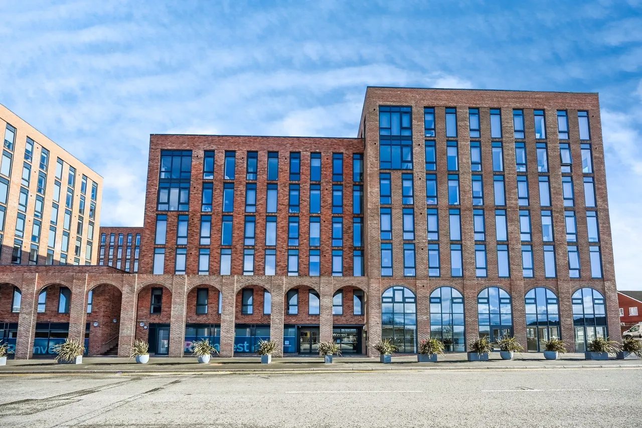 Neptune Place, Liverpool, L8, photo 16