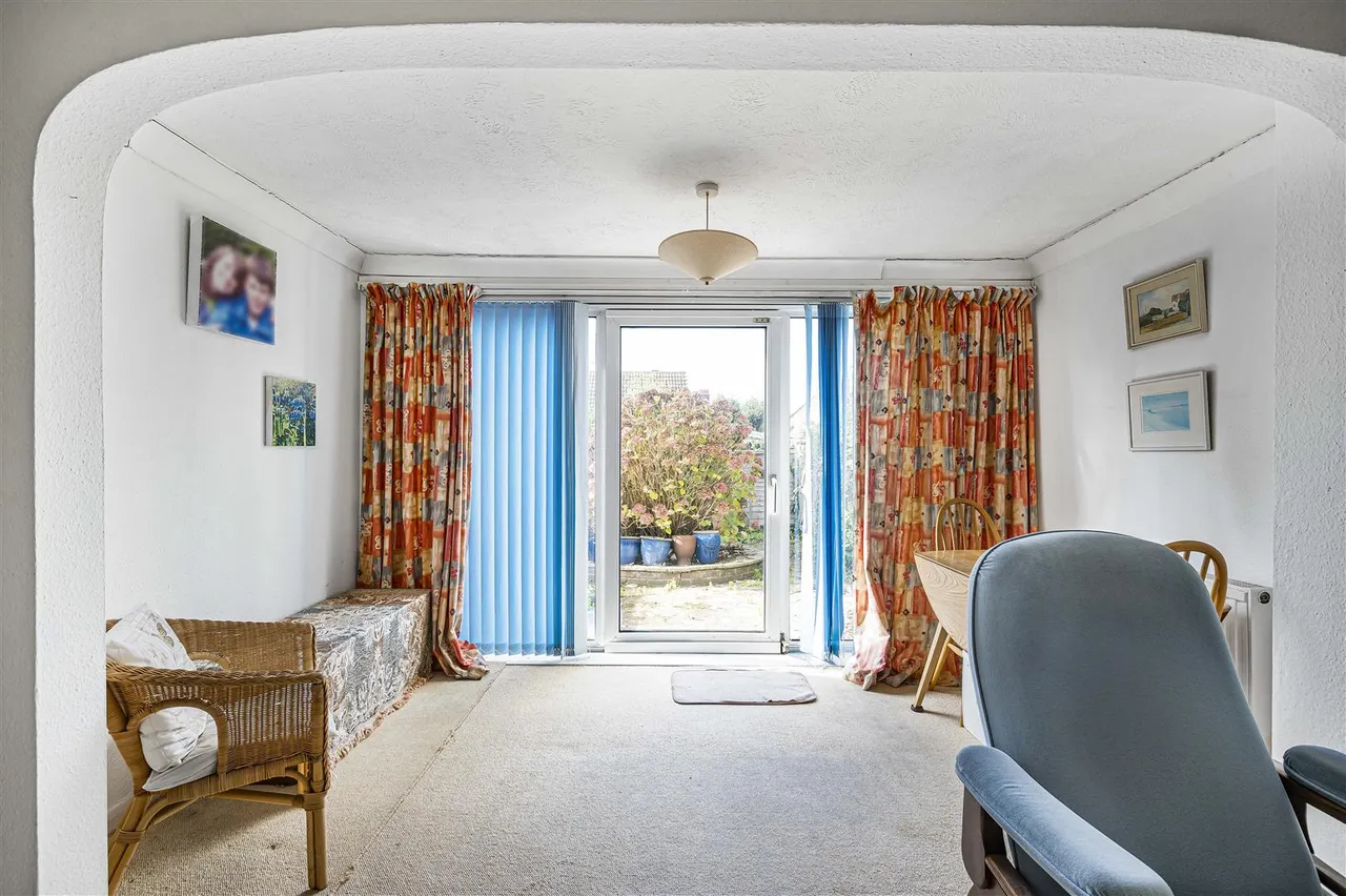 Vicarage Close, Seaford, photo 4