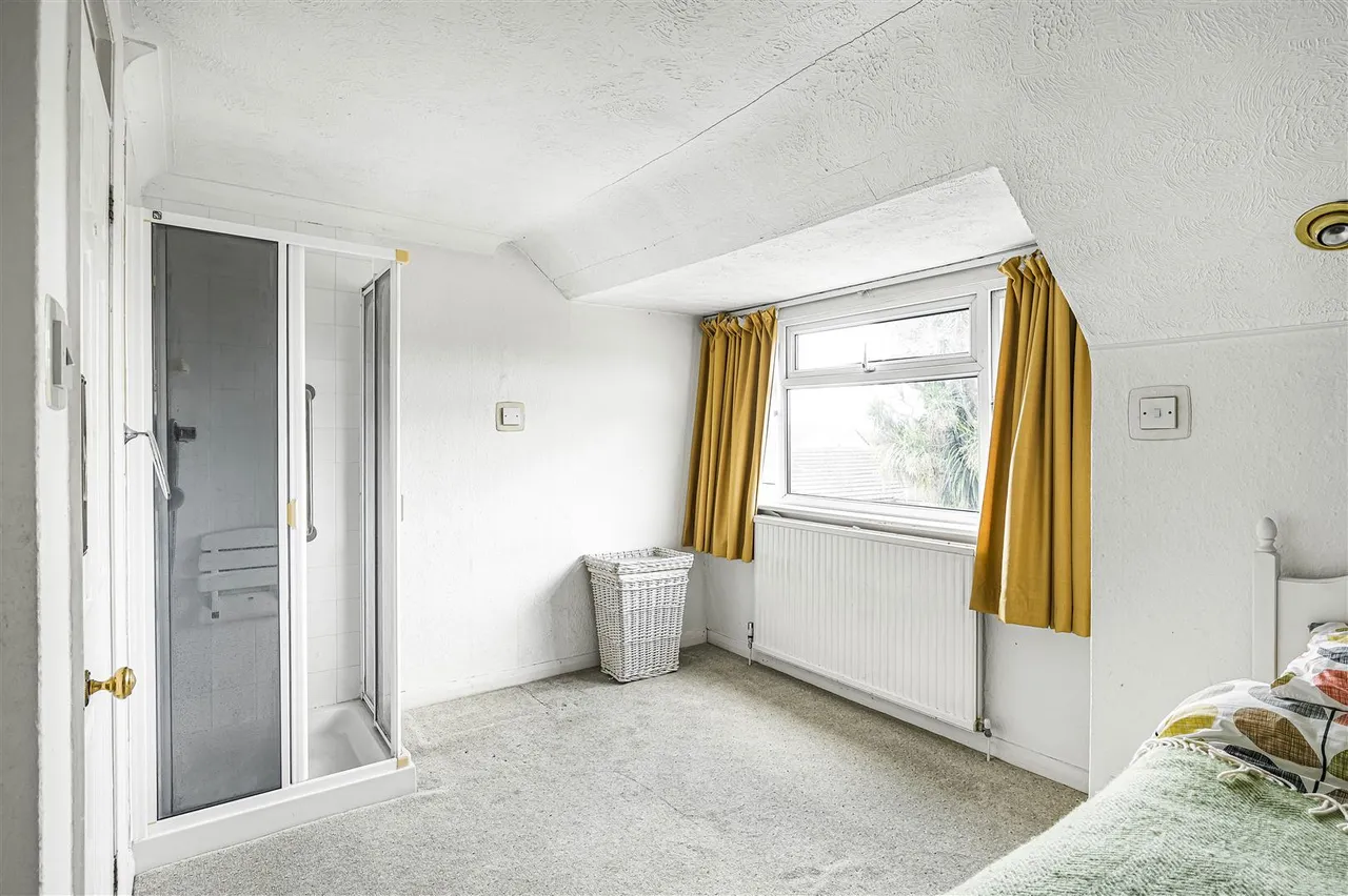 Vicarage Close, Seaford, photo 13