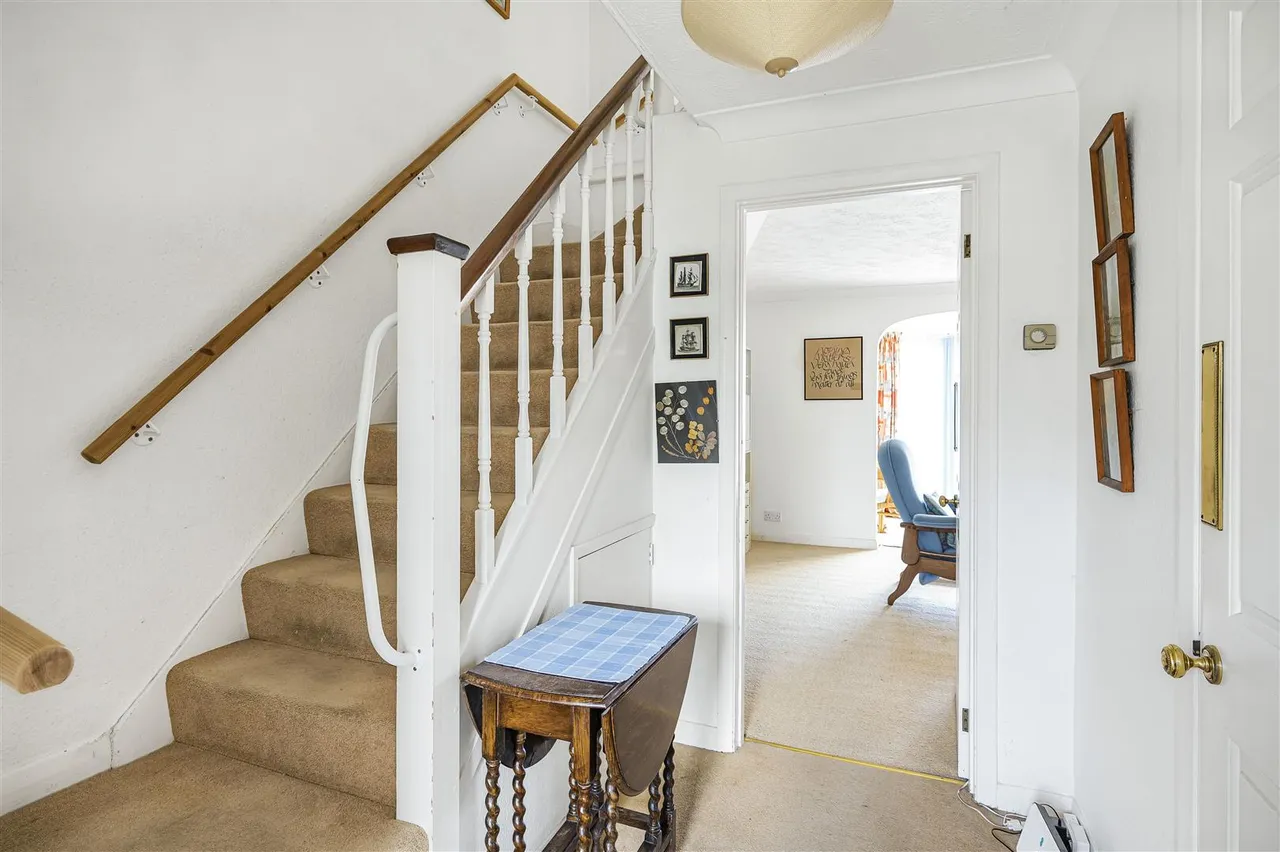 Vicarage Close, Seaford, photo 11