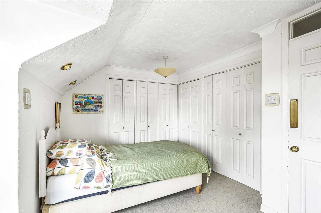 Vicarage Close, Seaford, photo 12