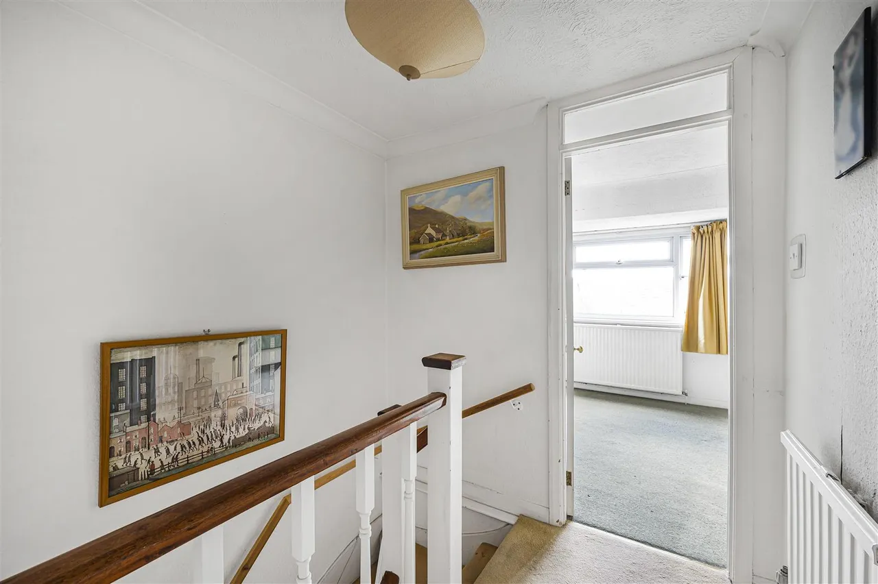 Vicarage Close, Seaford, photo 15
