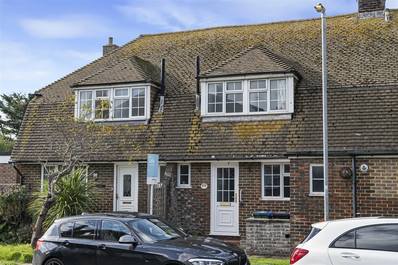 2 bed house for sale, Vicarage Close, Seaford