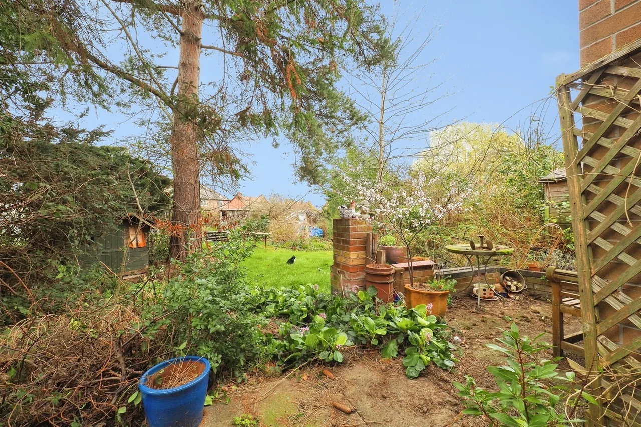 Russell Drive, Wollaton, Nottingham, NG8, photo 17