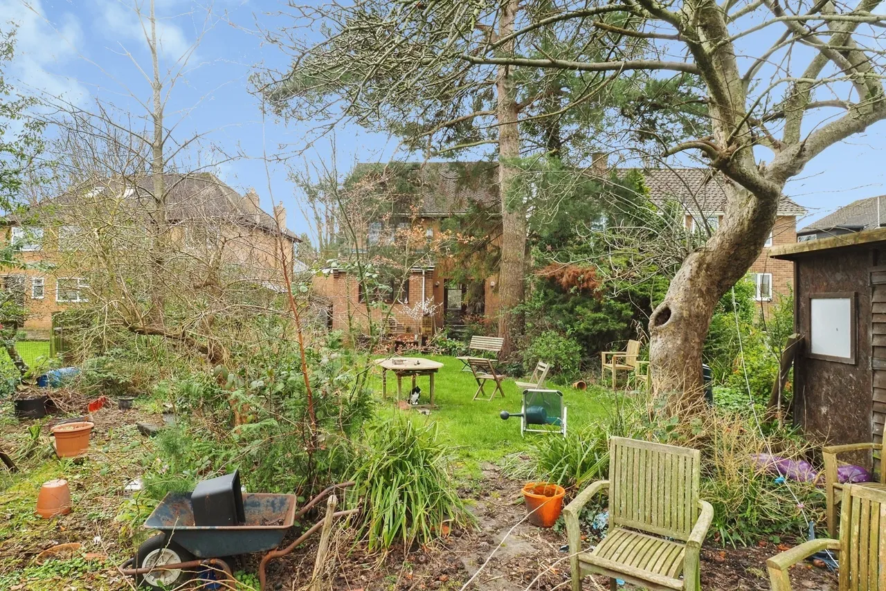 Russell Drive, Wollaton, Nottingham, NG8, photo 2
