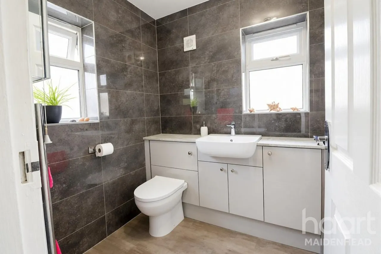 Gwent Close, Maidenhead, SL6, photo 26