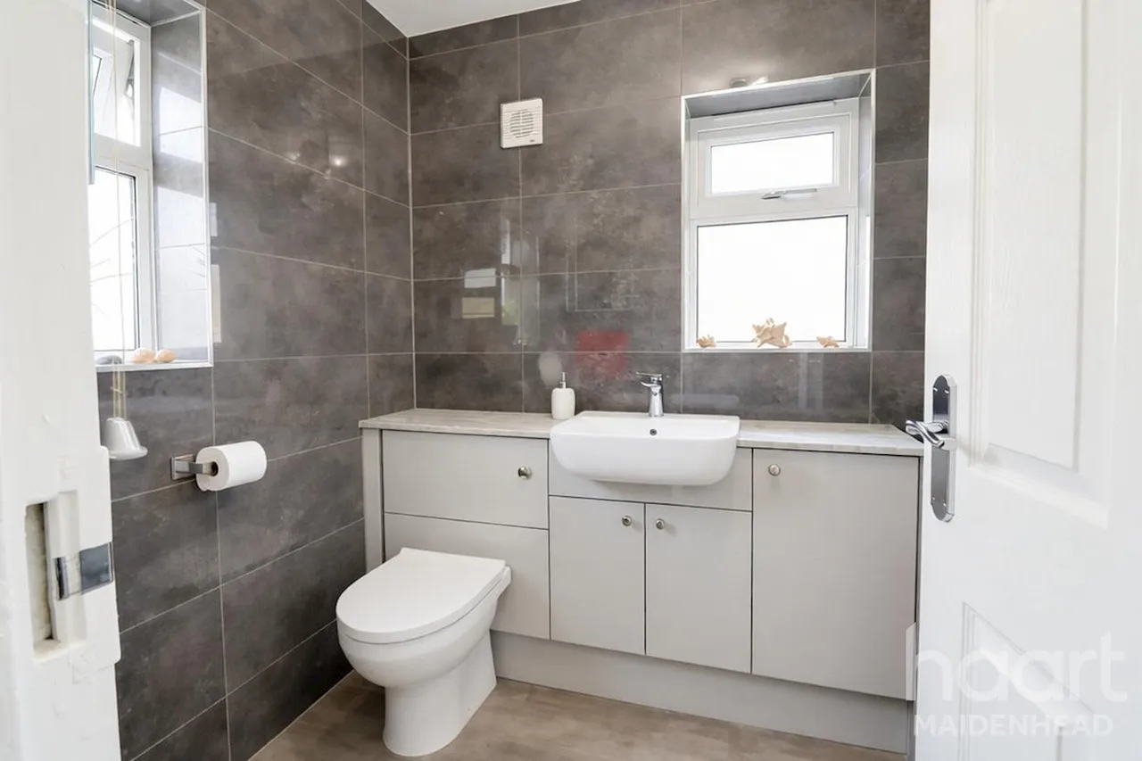 Gwent Close, Maidenhead, SL6, photo 25