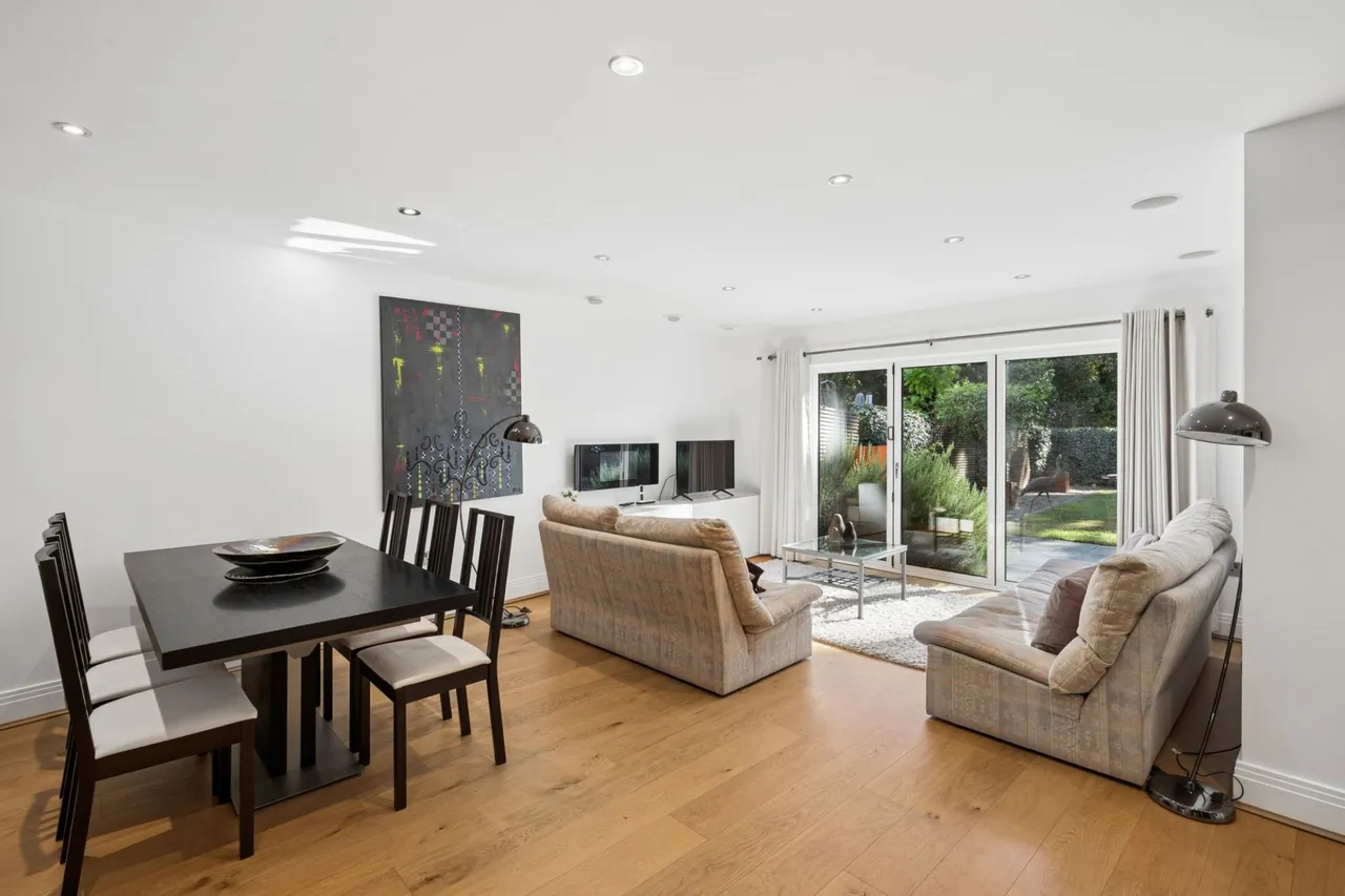 Queen Elizabeth Crescent, Beaconsfield, HP9, photo 5