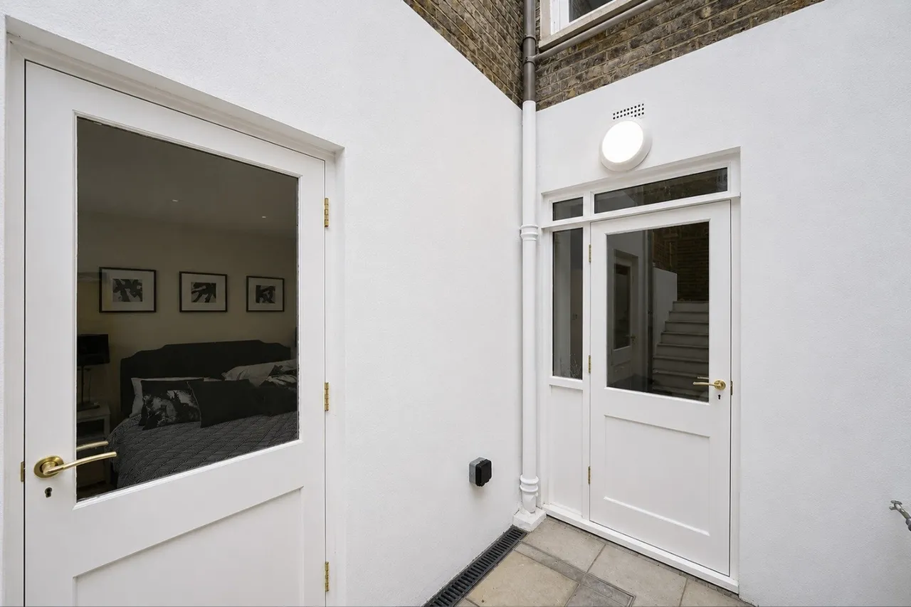 Ladbroke Grove, London, W10, photo 11