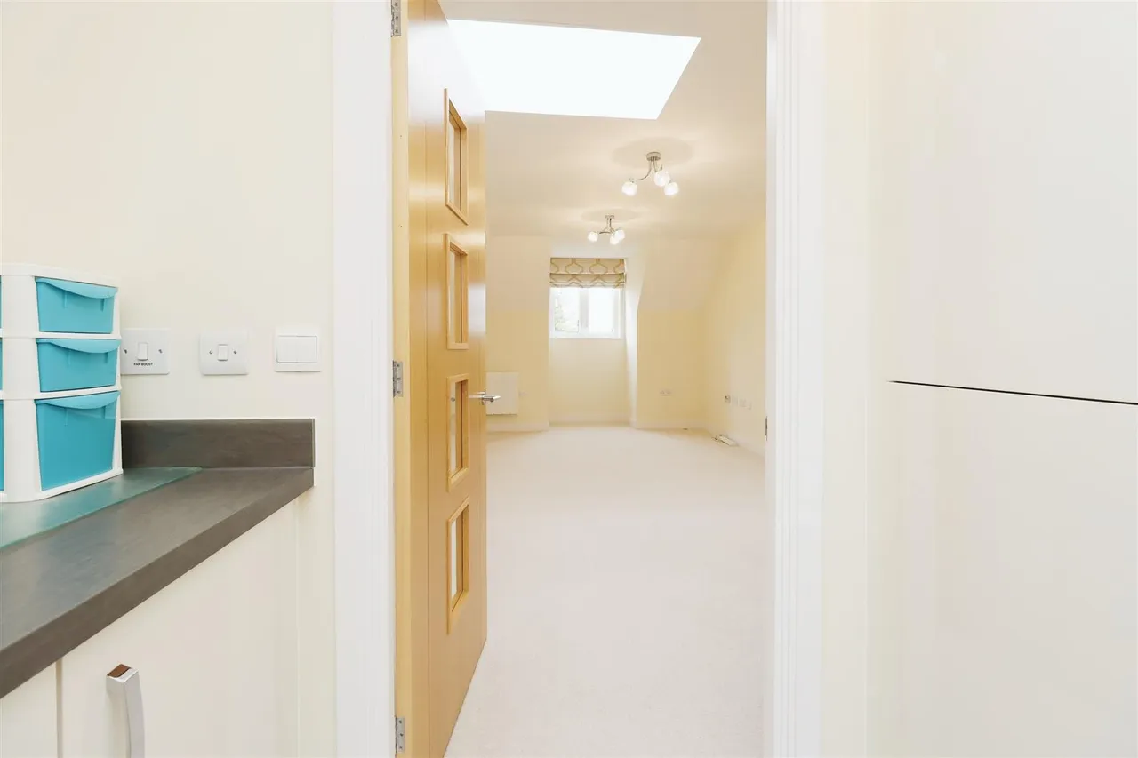 Wenlock Road, Shrewsbury, SY2, photo 6