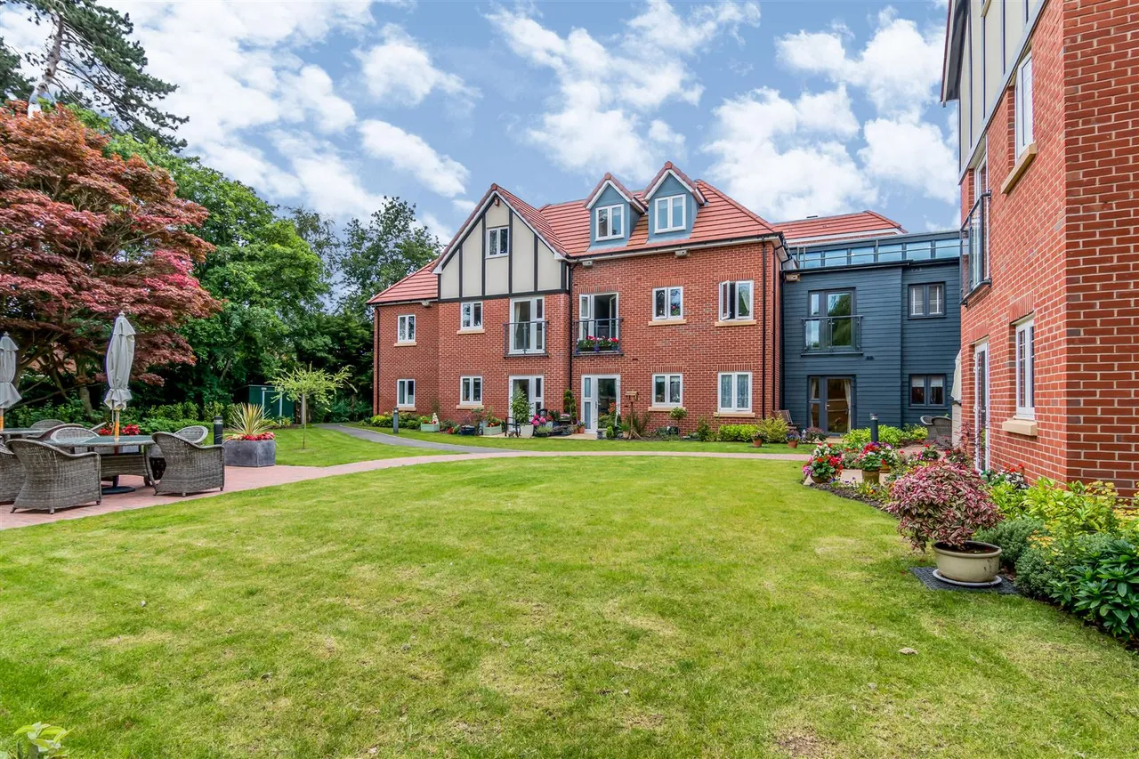 Wenlock Road, Shrewsbury, SY2, photo 25