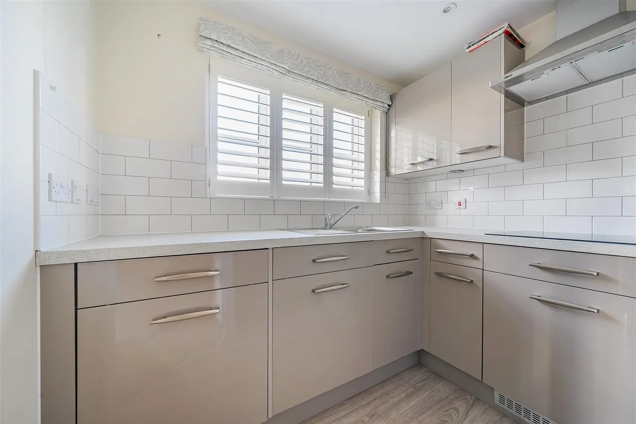Fitzalan Road, Littlehampton, BN17, photo 4