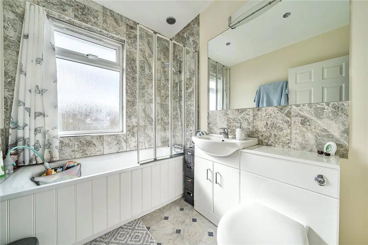 Cherry Orchard, Marlborough, Wiltshire, SN8, photo 6
