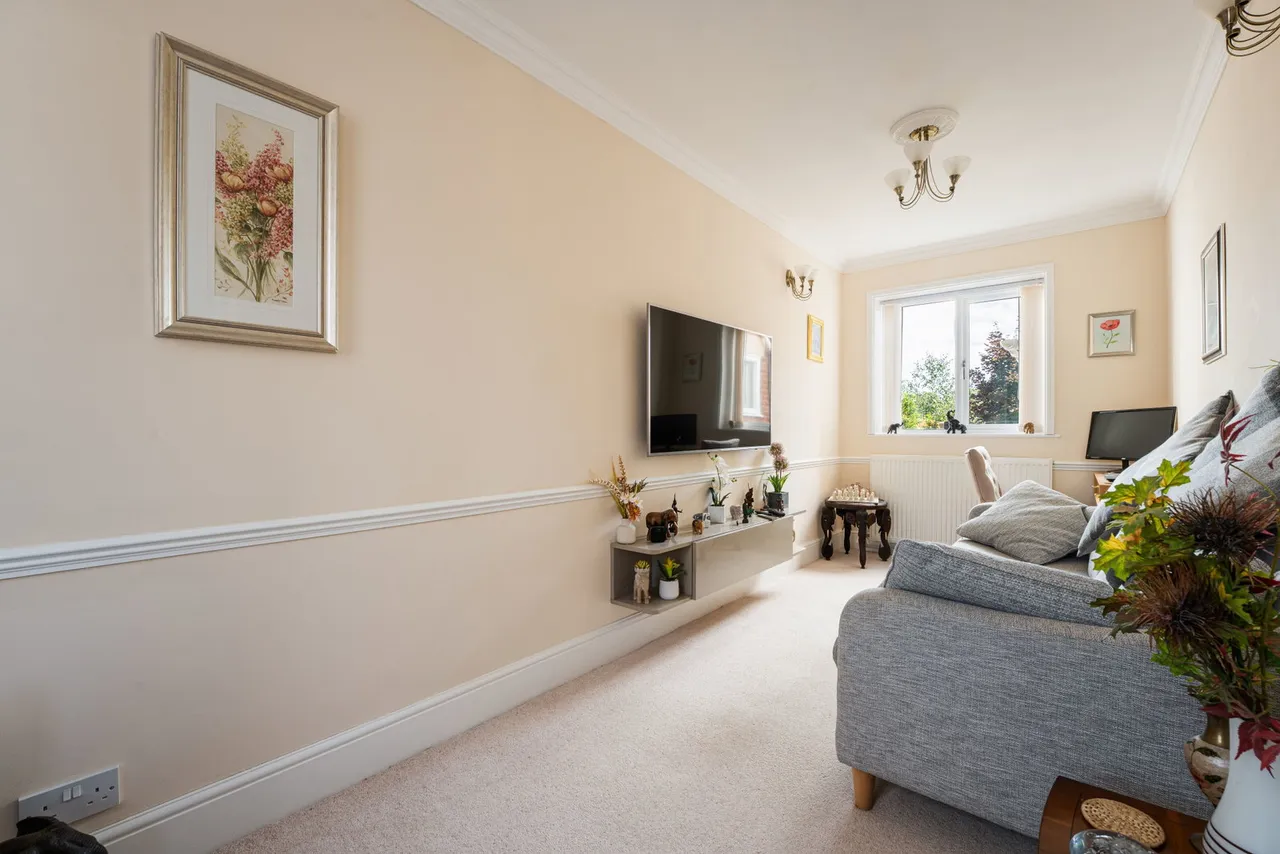 Bouverie Avenue, Salisbury, SP2, photo 9