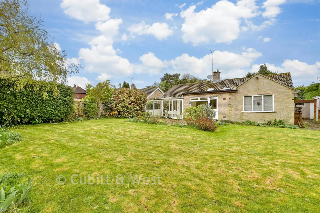 Horley Row, Horley, RH6, photo 19