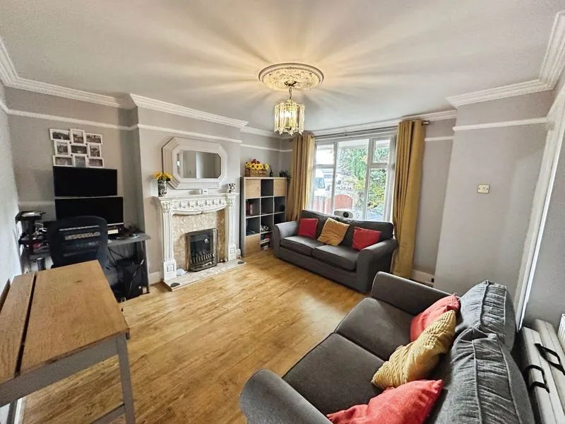 Walker Road, Bloxwich, WS3, photo 2