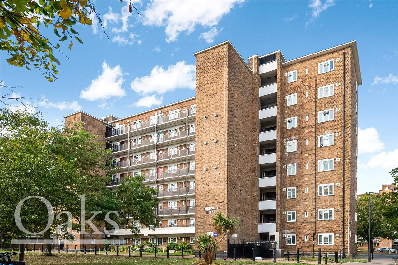 2 bed flat for sale, Thursley House, Brixton Hill, SW2