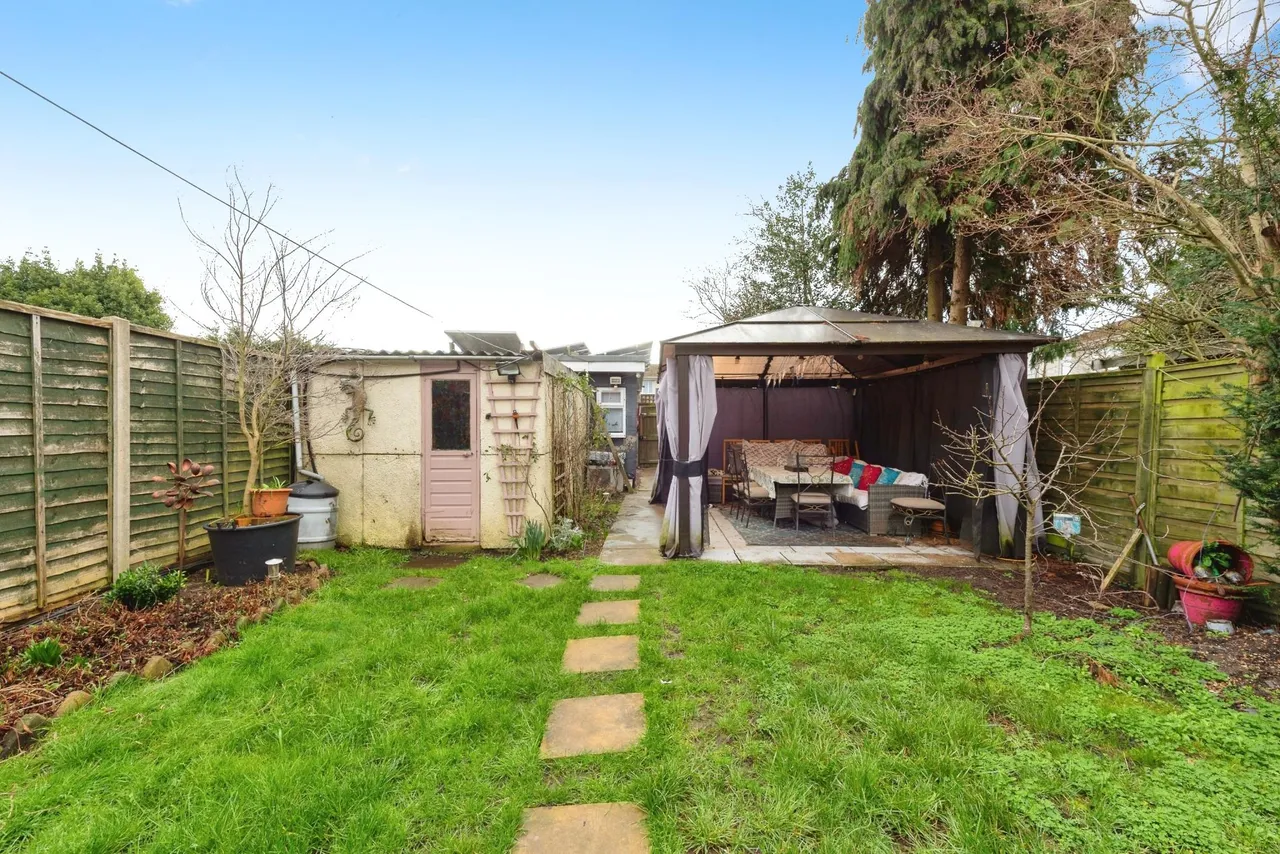 Adecroft Way, West Molesey, KT8, photo 18