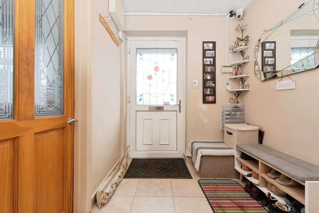 Adecroft Way, West Molesey, KT8, photo 5