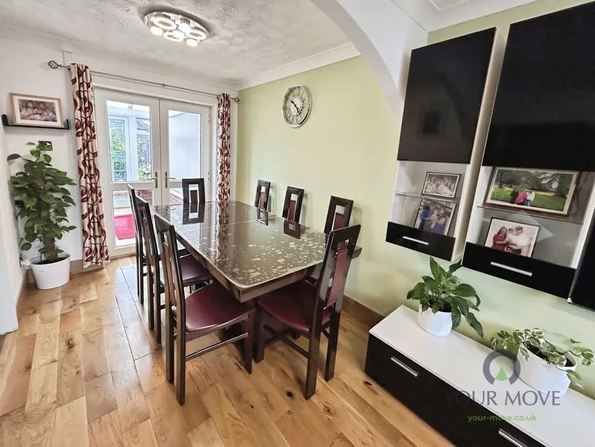 Kempton Grove, Cheadle, Staffordshire, ST10, photo 7