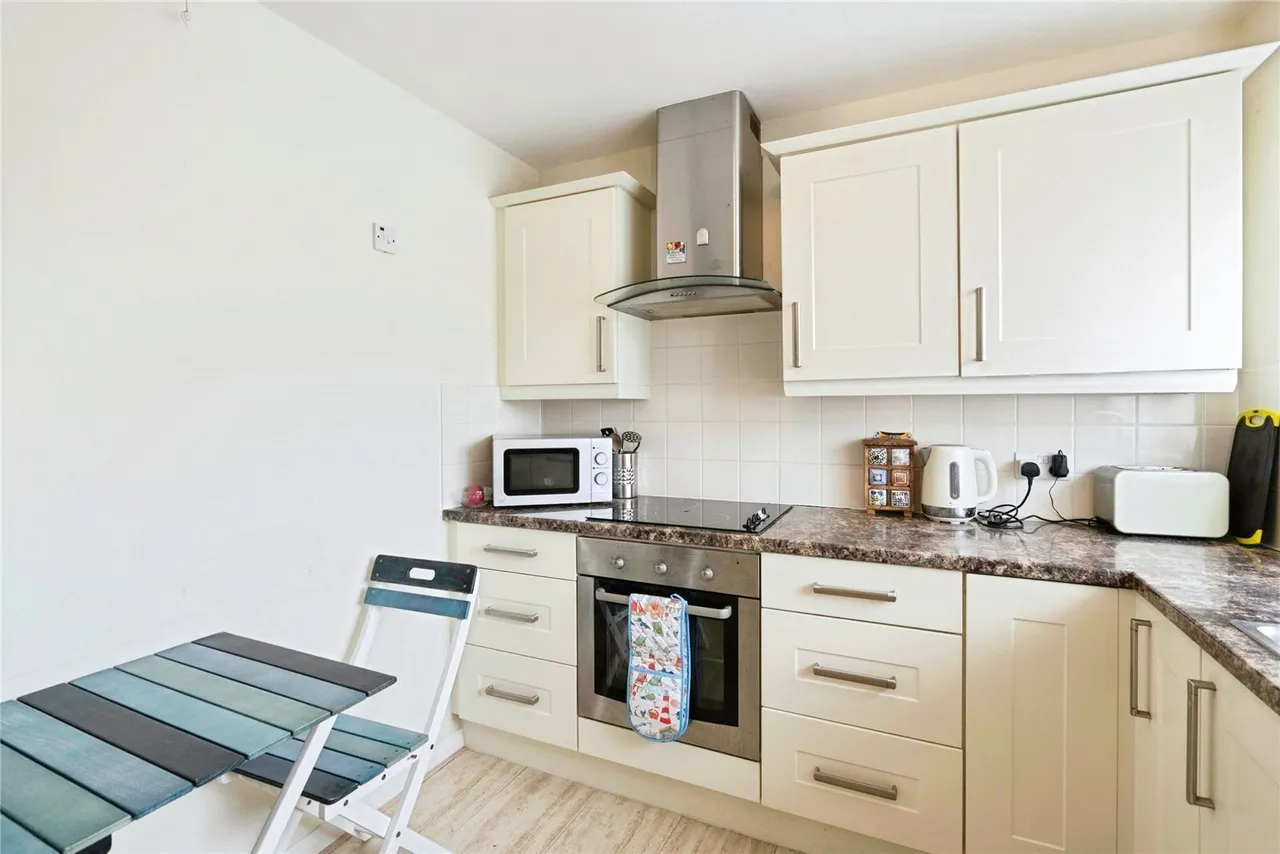 Clayton Road, Chichester, PO20, photo 11