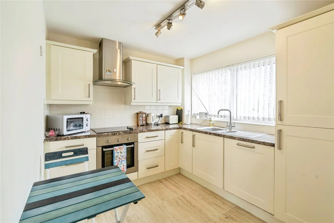 Clayton Road, Chichester, PO20, photo 4