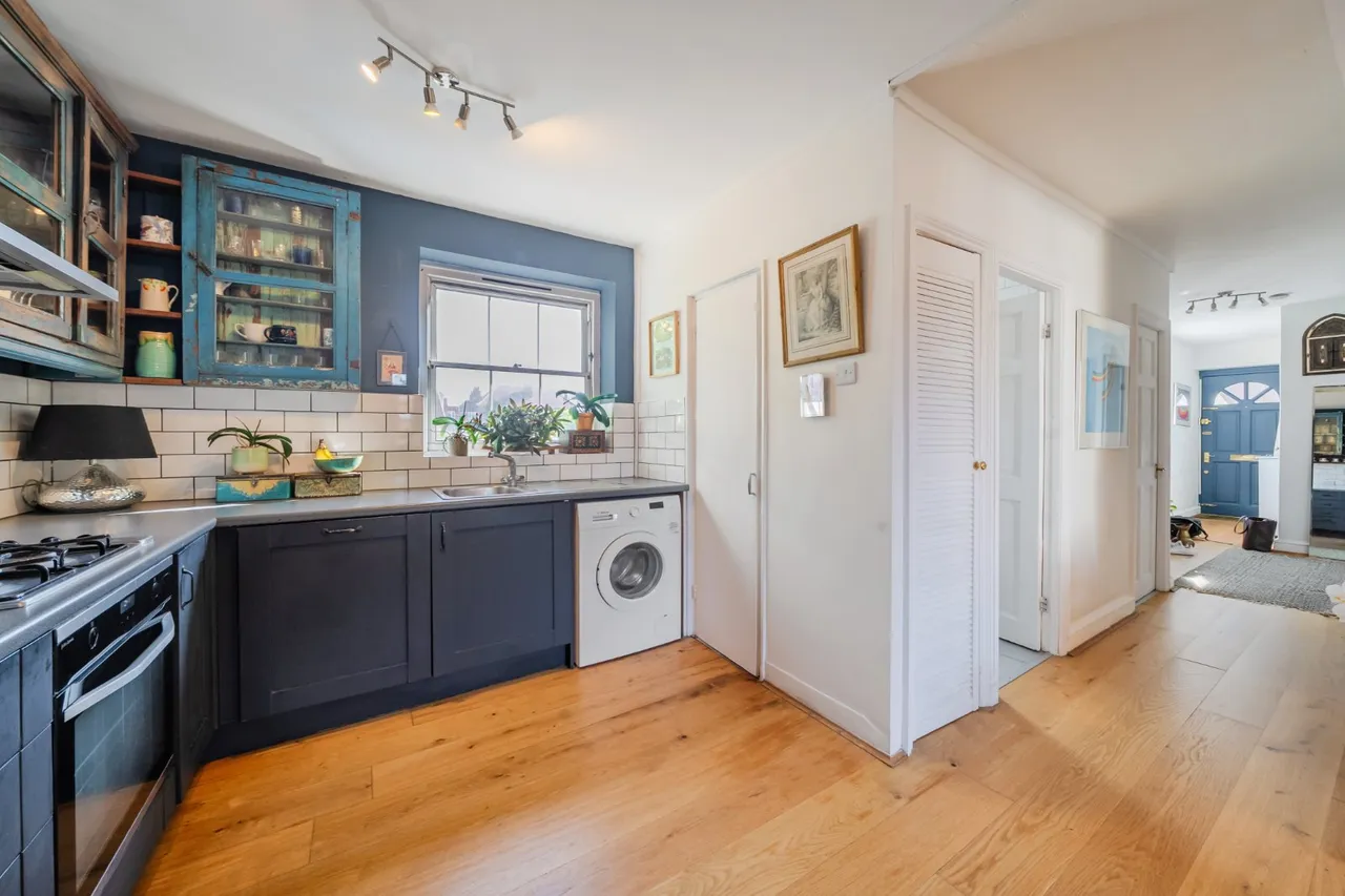 William Bonney Estate, Clapham, SW4, photo 15