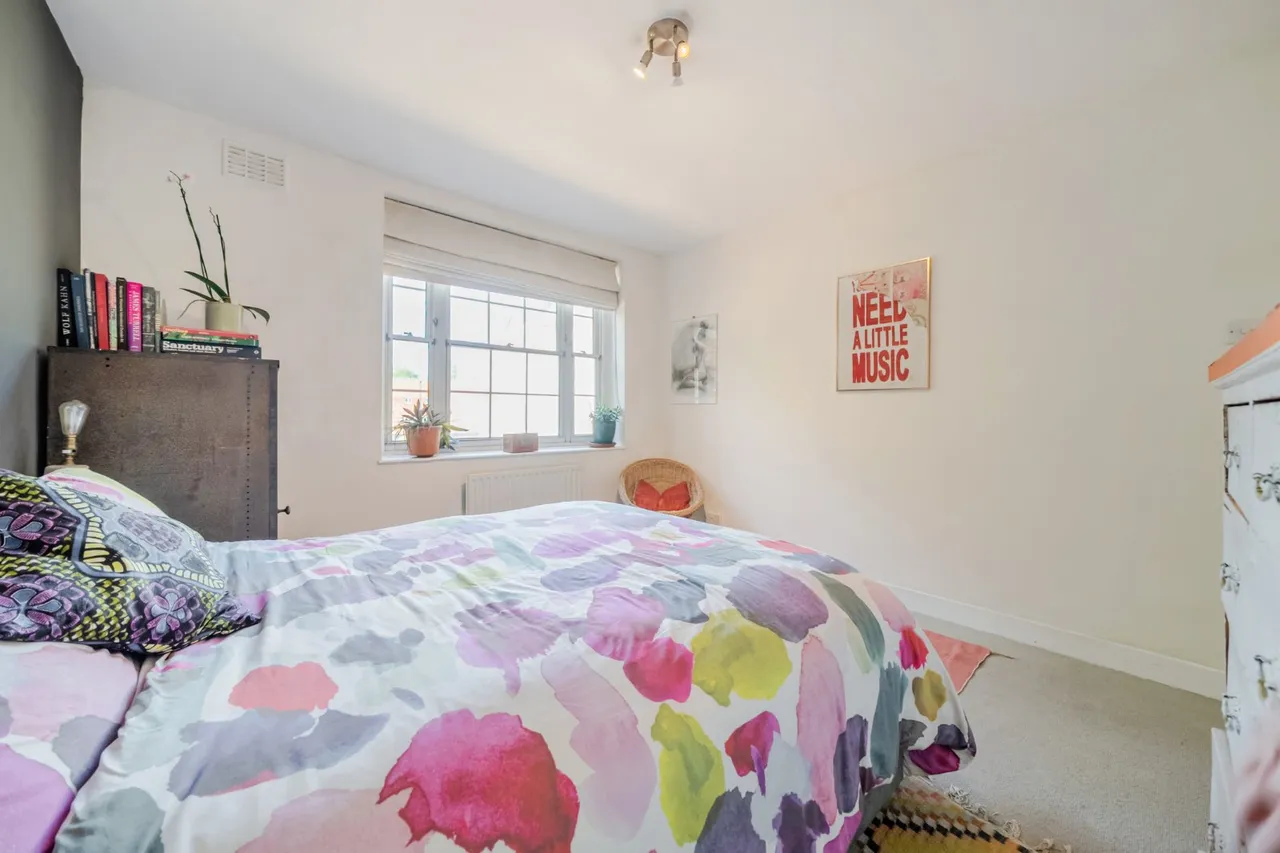 William Bonney Estate, Clapham, SW4, photo 11