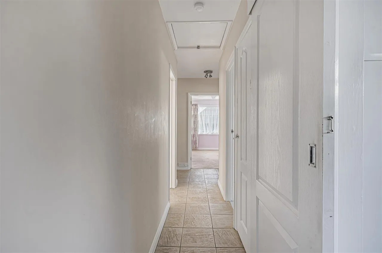 Malines Avenue, Peacehaven, photo 7