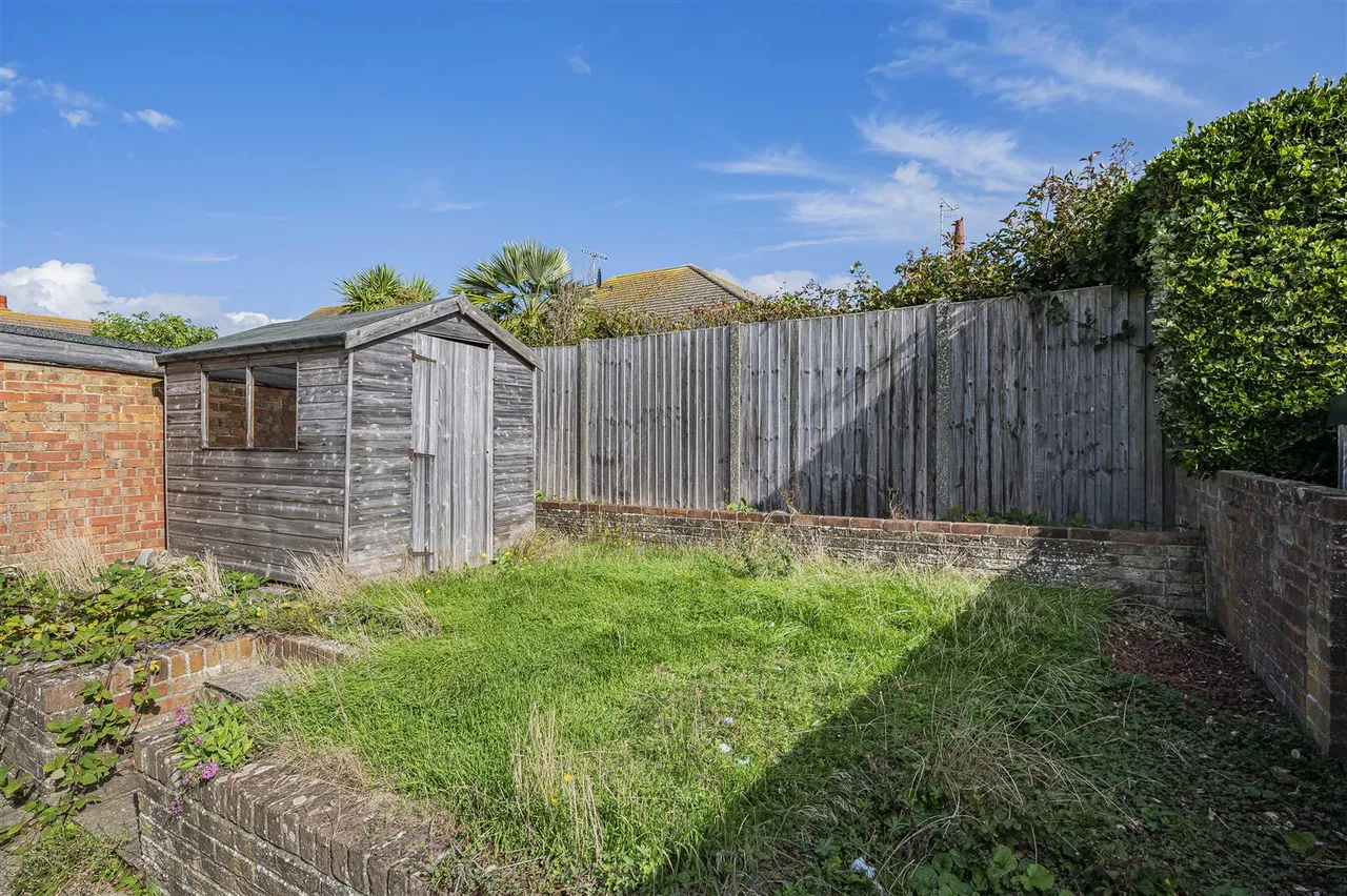 Malines Avenue, Peacehaven, photo 23