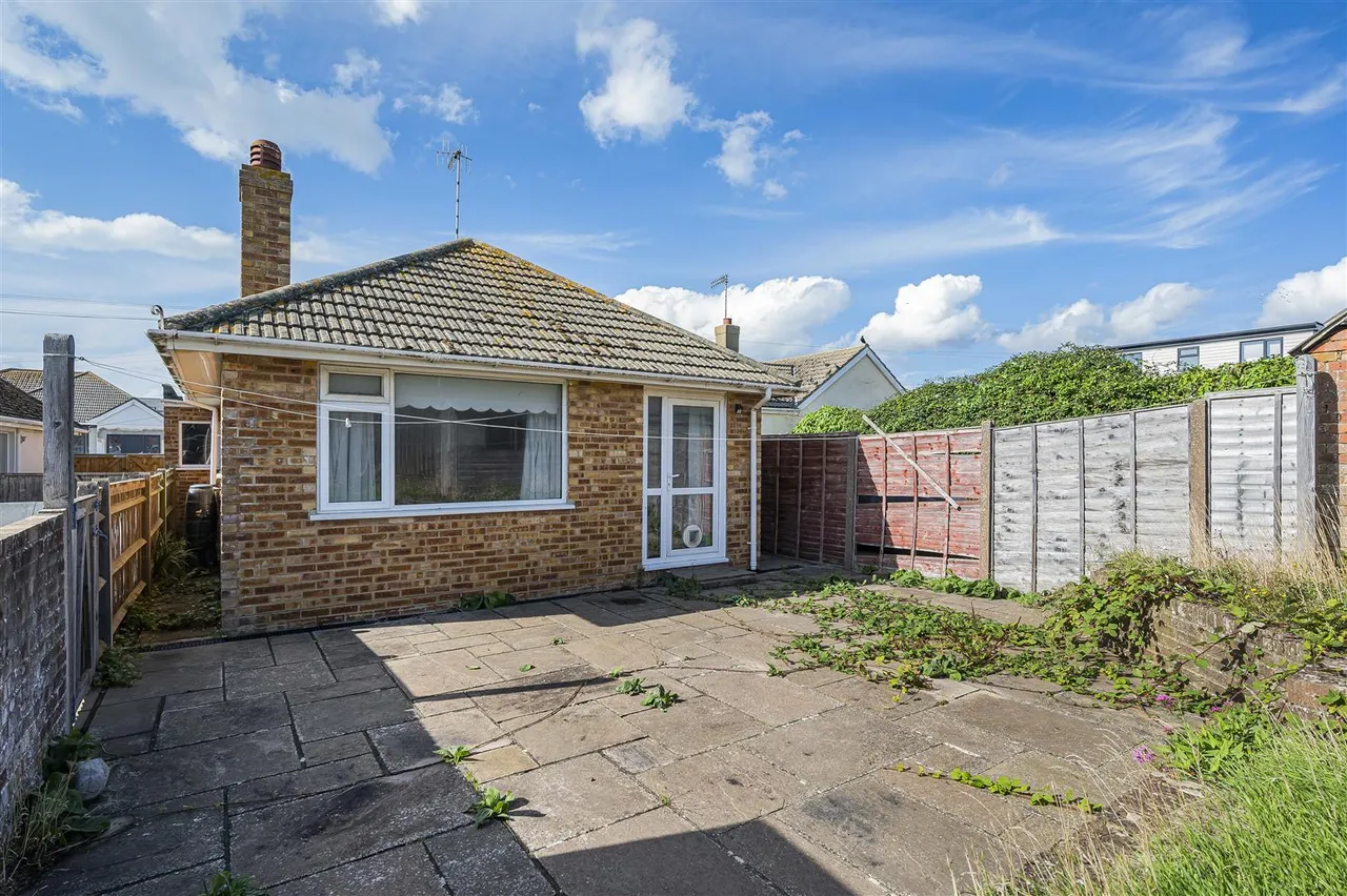 Malines Avenue, Peacehaven, photo 4