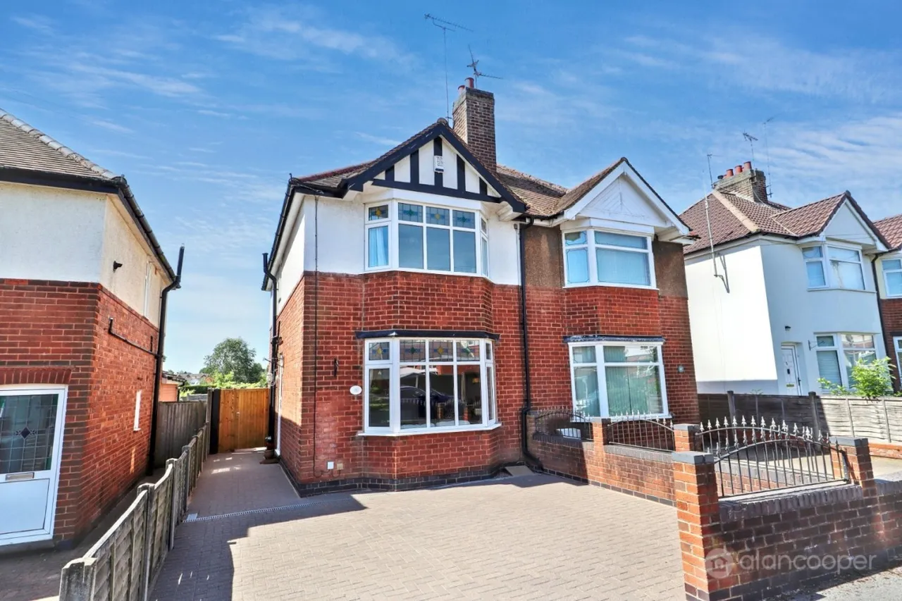 3 bed house for sale, Howard Road, Nuneaton, CV10