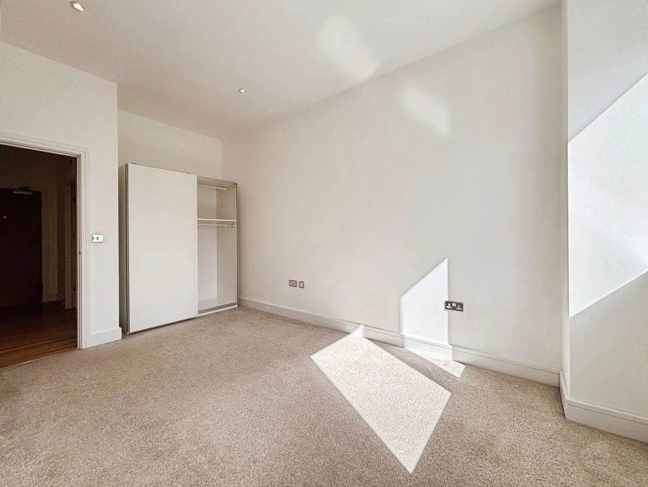 Bartley Way, Hook, RG27, photo 9