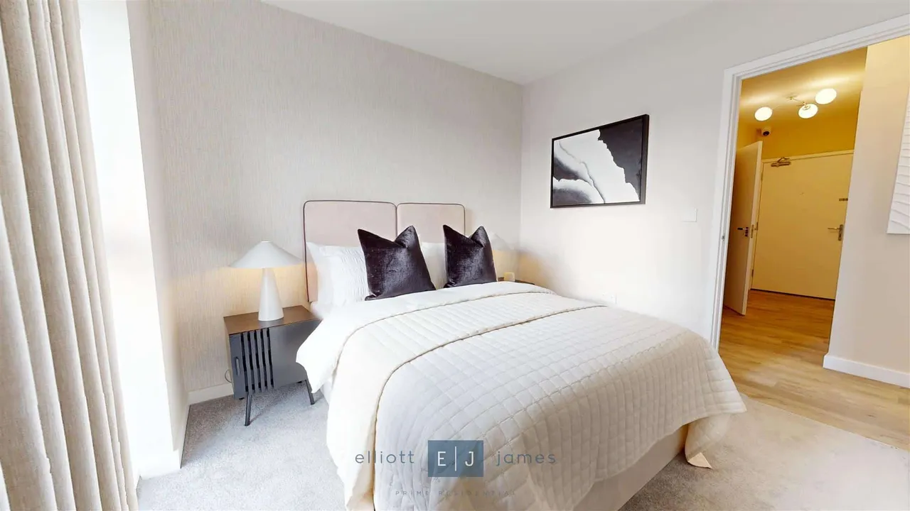 Borders Lane, Loughton, photo 5