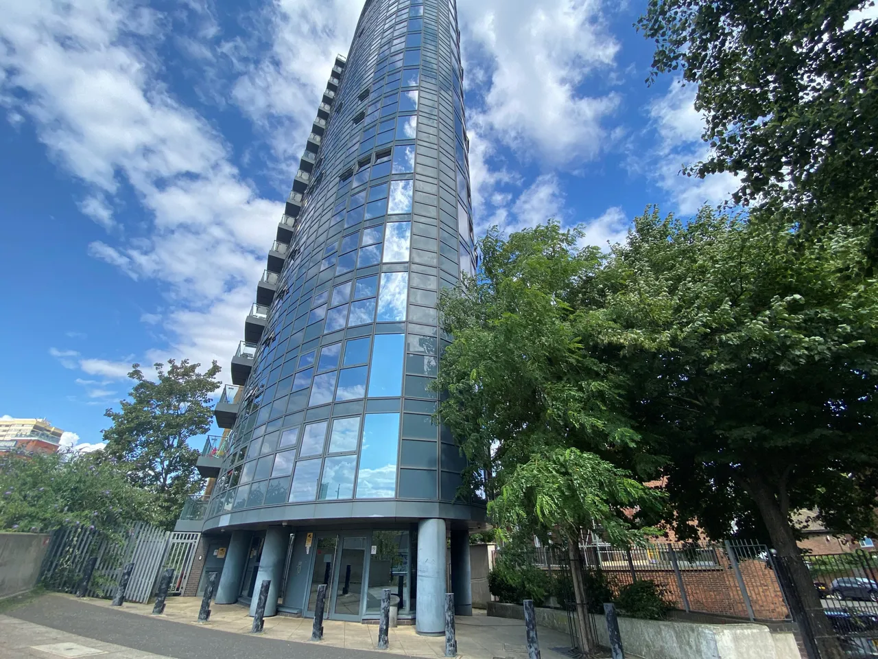 2 bed flat to rent, Stratford Eye, Stratford, E15